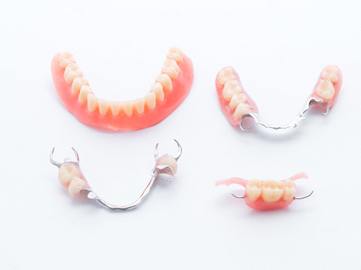 full and partial dentures in Norwood
